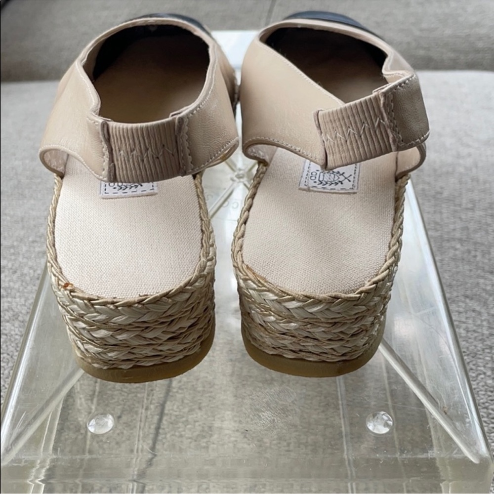 Cap Toe Andre Assous Beige & Black Espadrilles - Picture 3 of 7